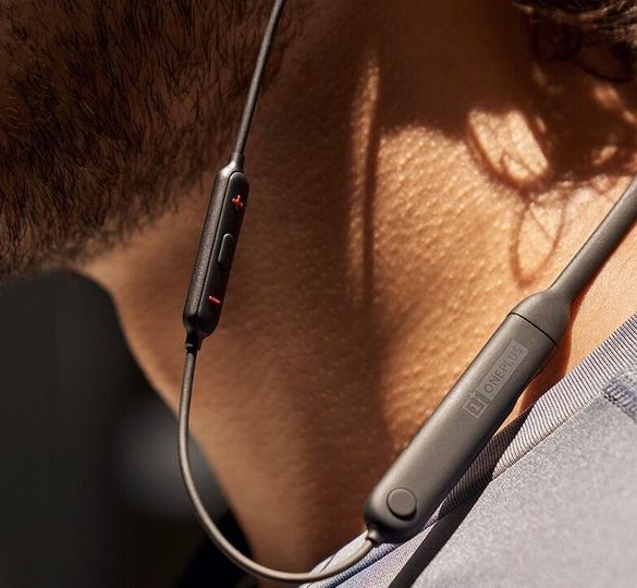 Écouteurs tour de cou sans fil 2024